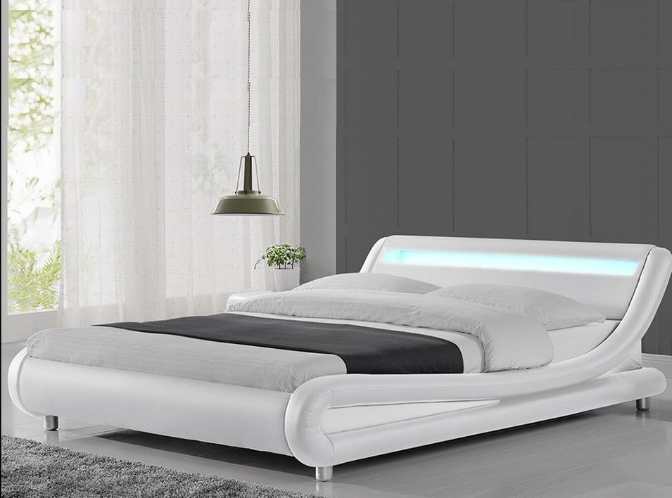 Lit à led similicuir blanc 160x200 cm Paula - Photo n°1