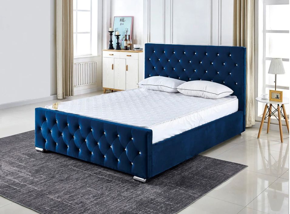 Lit capitonné velours avec boutons scintillants incrustés Luxia - Photo n°1