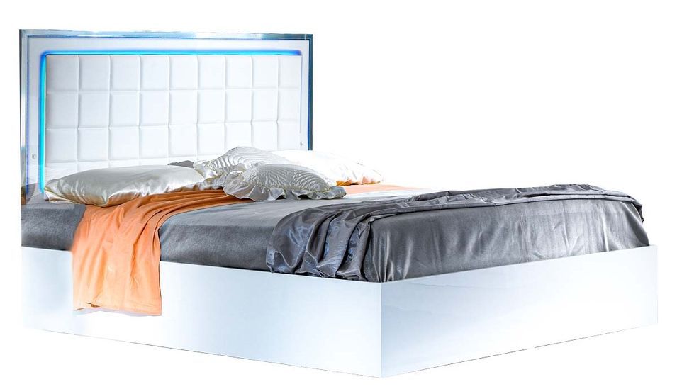 Lit design blanc laqué et tête de lit capitonnée simili cuir blanc avec Led Turin - Photo n°1