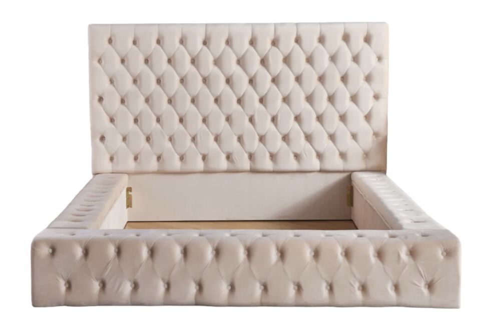 Lit design capitonné velours Kouma - Photo n°1