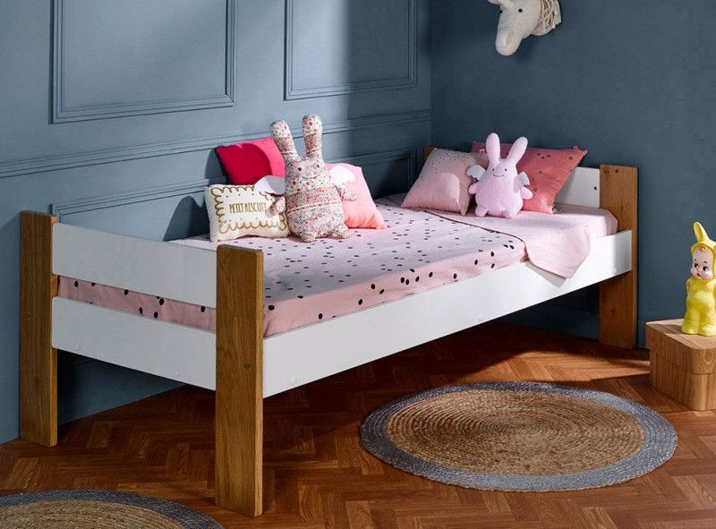 Lit enfant 90x190 cm bois blanc et pieds hêtre massif Scandi - Photo n°1