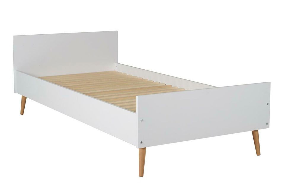 Lit enfant 90x200 cm laqué blanc et pieds hêtre massif Cosy - Photo n°1