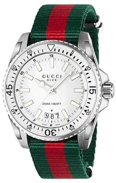 Montre Gucci Dive YA136207 - Photo n°1