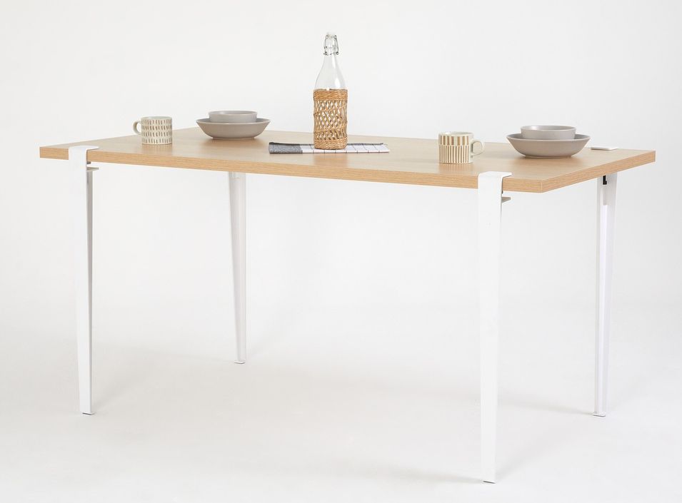 Petite table à manger bois clair et pieds acier blanc Bazika 150 cm - Photo n°1