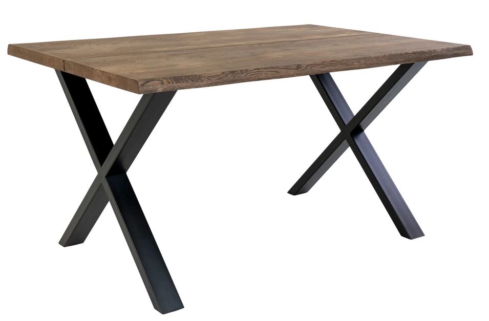 Table à manger industrielle TOULON – Chêne massif & acier noir, design avec bord ondulé - Photo n°1