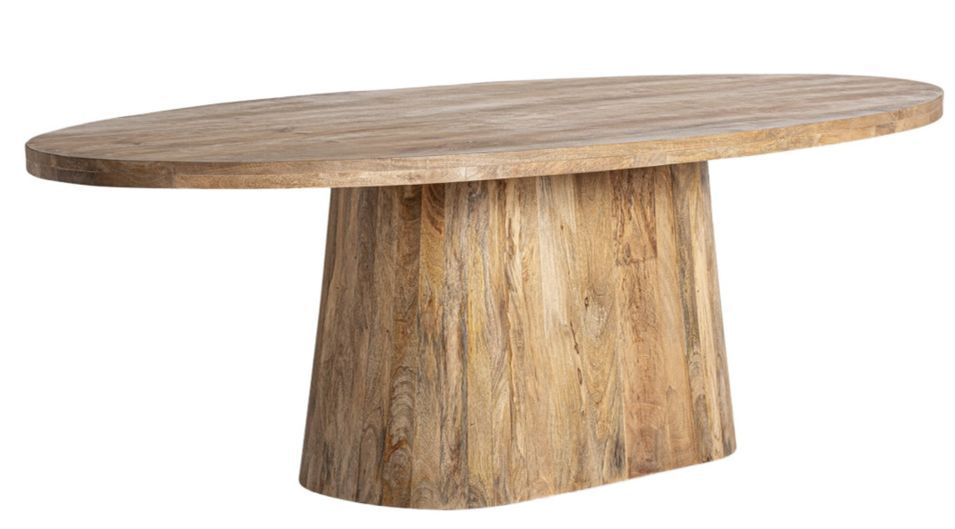 Table à manger ovale en bois massif marron clair KEZA – Artisanat d’exception - Photo n°1