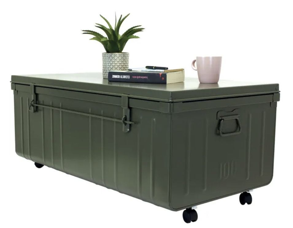 Table basse en métal sur roulette avec coffre de rangement Habitat - Version malle de rangement - Photo n°1