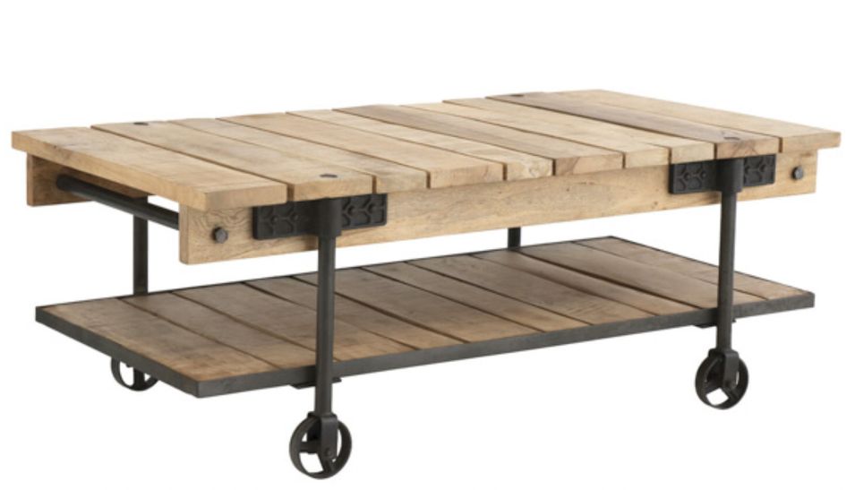 Table basse industrielle en bois sur roulettes Vitado - Photo n°1