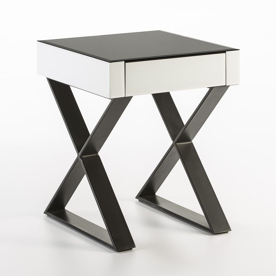 Table de chevet 1 tiroir verre noir et blanc pieds métal Qio - Photo n°1