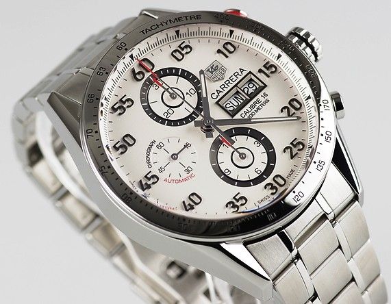 Tag Heuer Carrera Day Date Chrono Cal 16 CV2A11.BA0796 - Photo n°1